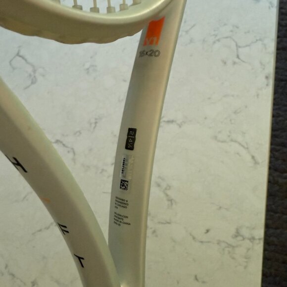 WILSON SHIFT 99 V1 TENNIS RACKET 4 1/8 NEW GRIP AND STRINGS! - Picture 5 of 13